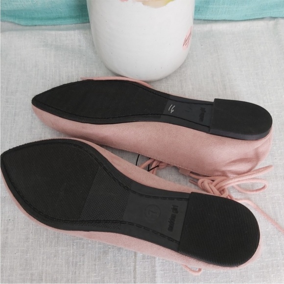 Madden Girl ballet flats blush pink lace around  pointed toes - Picture 2 of 13